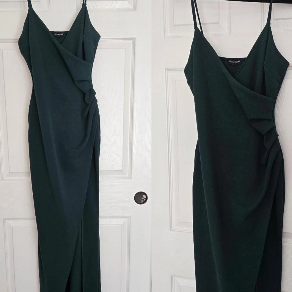 PrettyLittleThing Dark Green Dress With Side Slit Size L